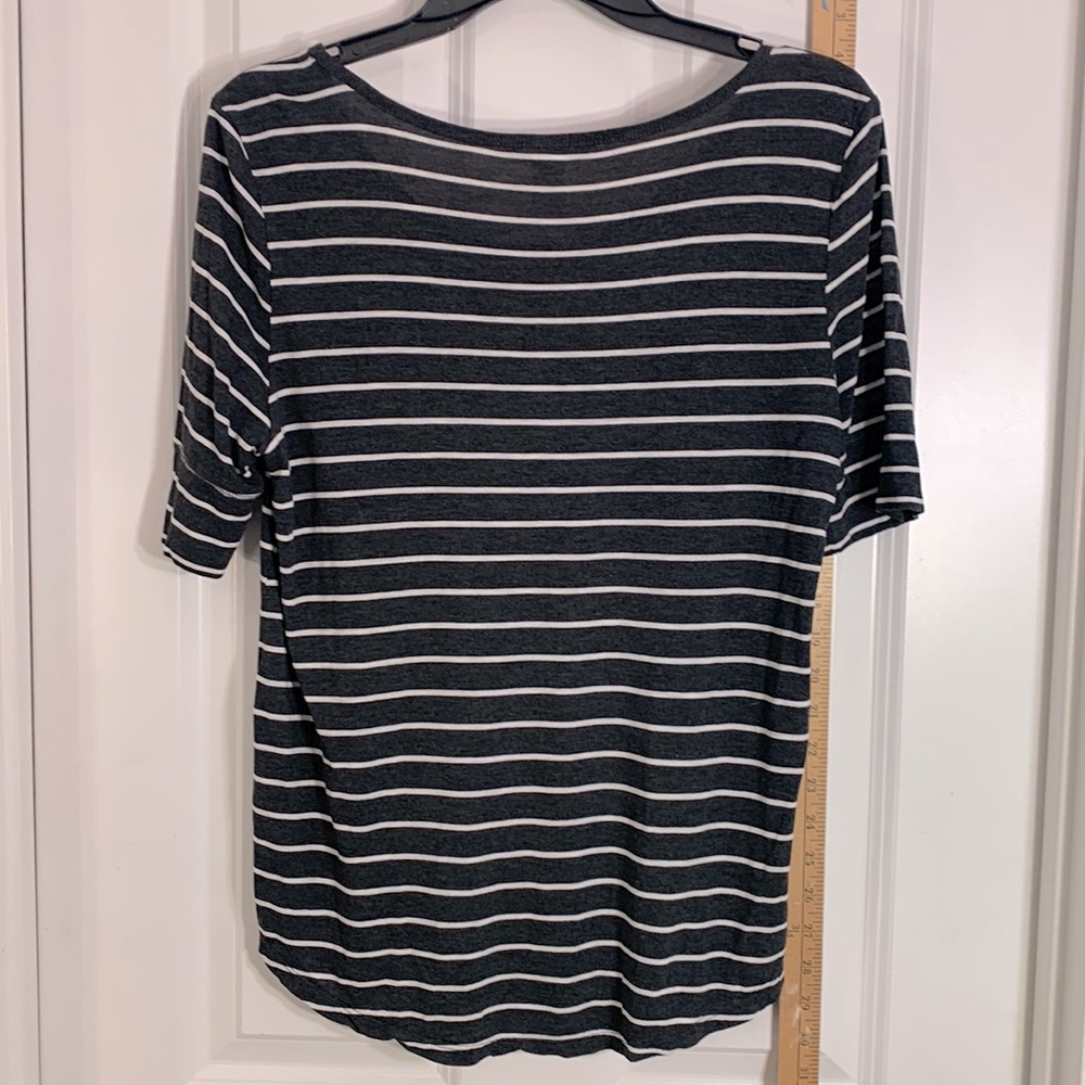 Striped top - Picture 5 of 5